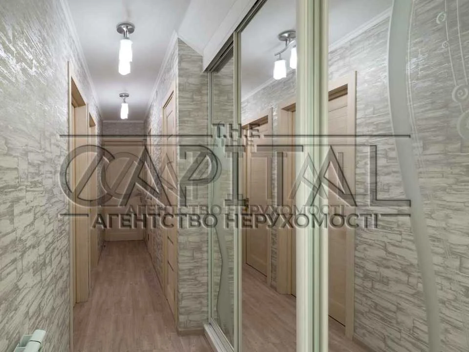 Будинок. Київ, Святищенська вул.