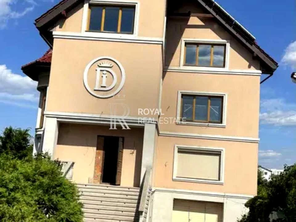Будинок. Київ, Дачна вул. (Бориса Гаріна)