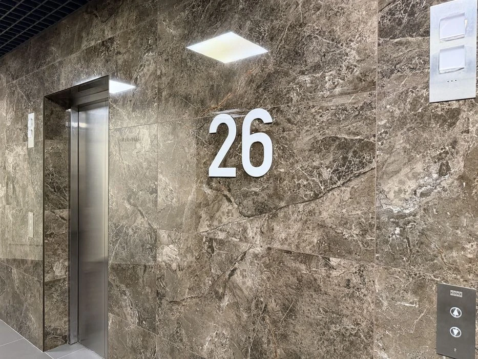 No% sale of a 3-room apartment in the Manhattan City residential complex in Manhattan