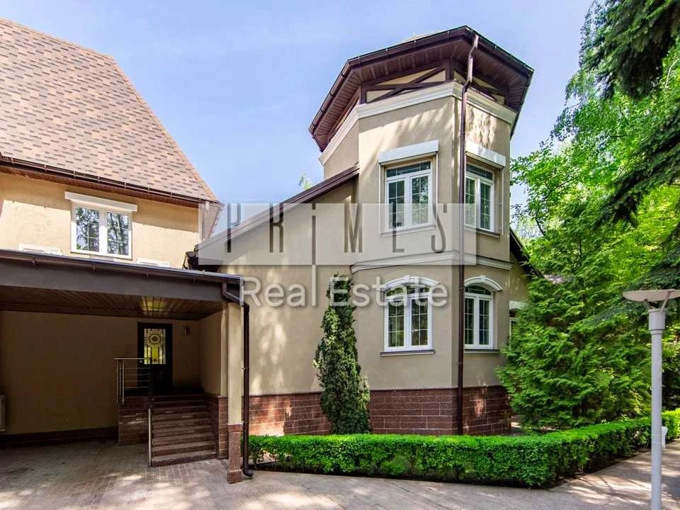 Будинок. Київ, Памви Беринди пров. (Михайла Реута)