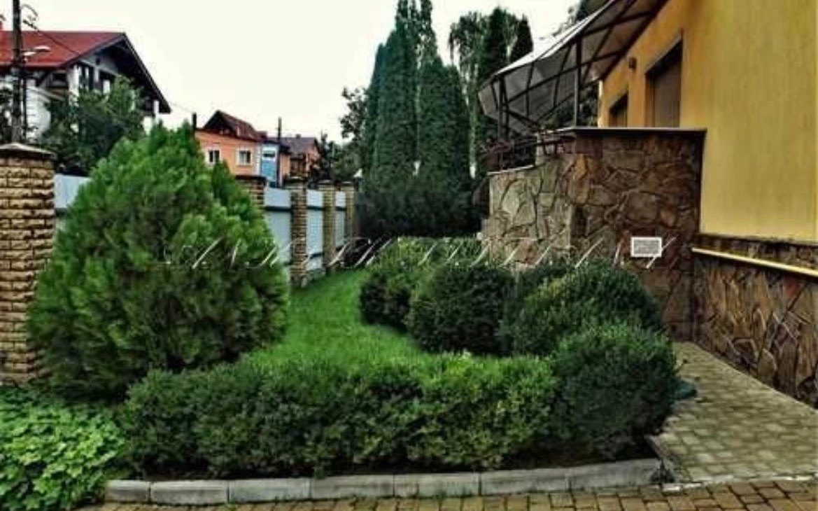 Аренда коттеджа 225 м², Голосеевская ул.