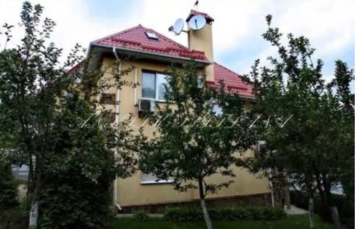 Аренда коттеджа 225 м², Голосеевская ул.