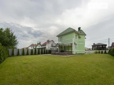 Довгострокова оренда будинку від посередника з верандою на в