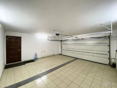 таунхаус, 250 м.кв.
