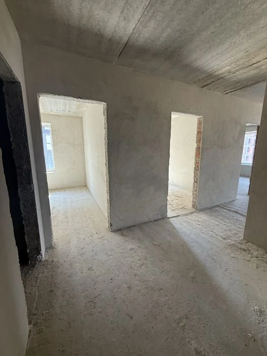 Продажа элитной 3к квартиры 86 м² с кухней-гостиной / Растер