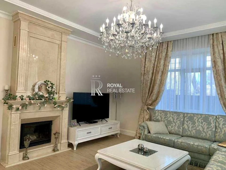 Будинок. Київ, Садова вул.