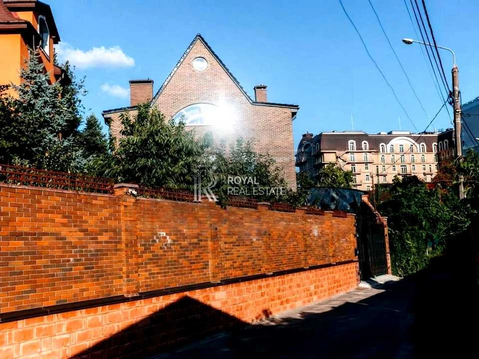 Будинок. Київ, Вільшанський пров.