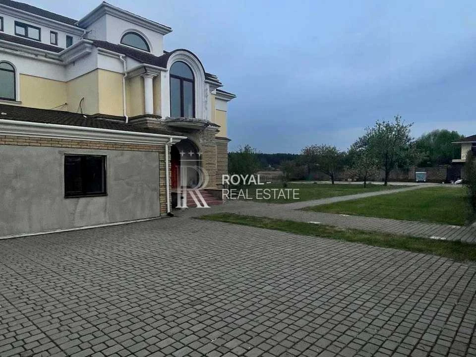 Будинок. Київ, Риболовецька вул.