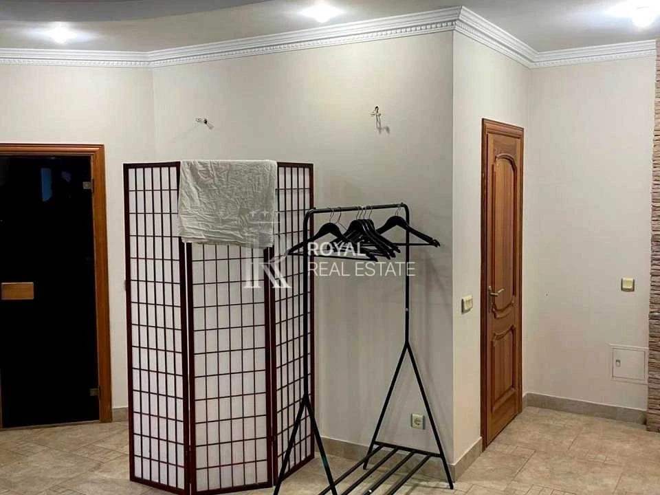 Будинок. Київ, Риболовецька вул.