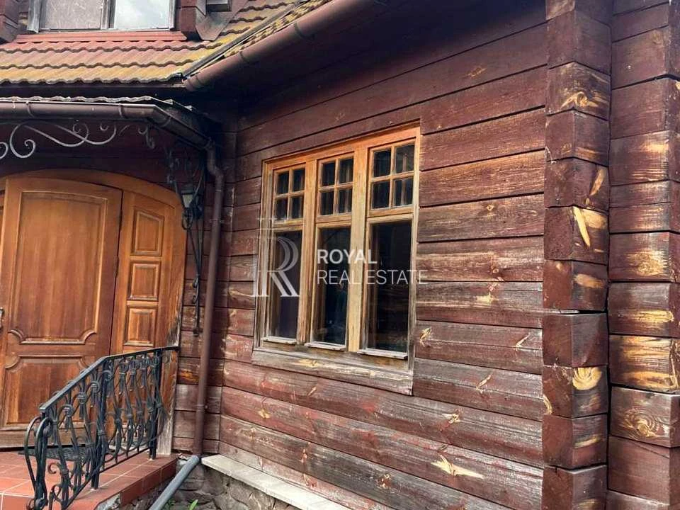 Будинок. Київ, Риболовецька вул.
