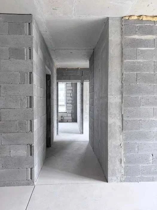Kyiv, Zmienko Vsevolod, 15/23, Varshavsky-3; 3 rooms DER