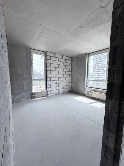 Kyiv, Zmienko Vsevolod, 15/23, Varshavsky-3; 3 rooms DER