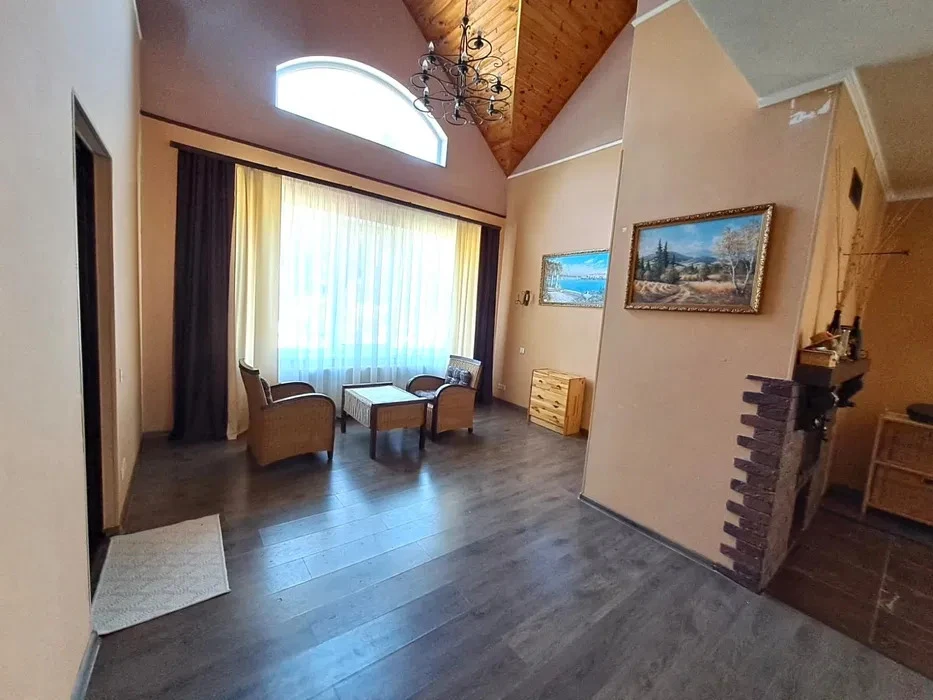 Аренда коттеджа 300 м², Охотничья ул.