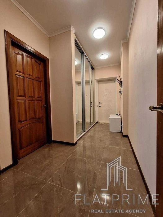 Great price! 2-room apartment with renovation in the center of Pechersk!