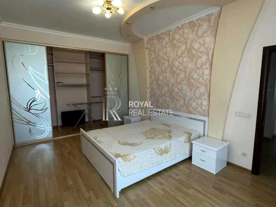 Будинок. Київ, Садова вул.