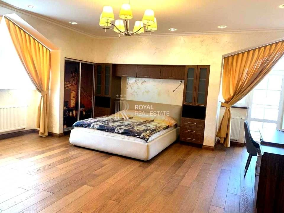 Будинок. Київ, Георгія Горюшка вул.