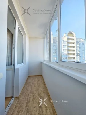 Three-room apartment for sale at Boryspilska, 12v