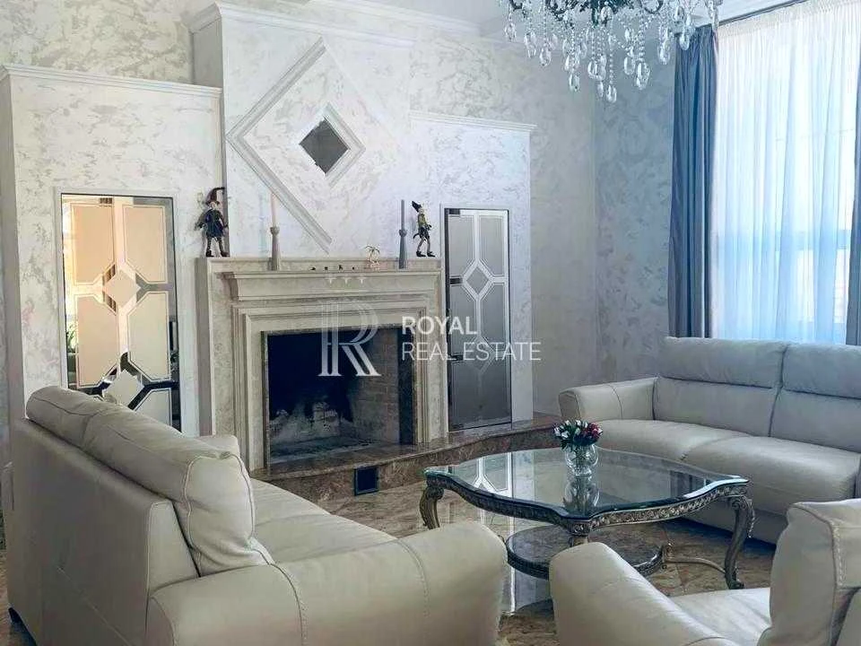 Будинок. Київ, Георгія Горюшка вул.