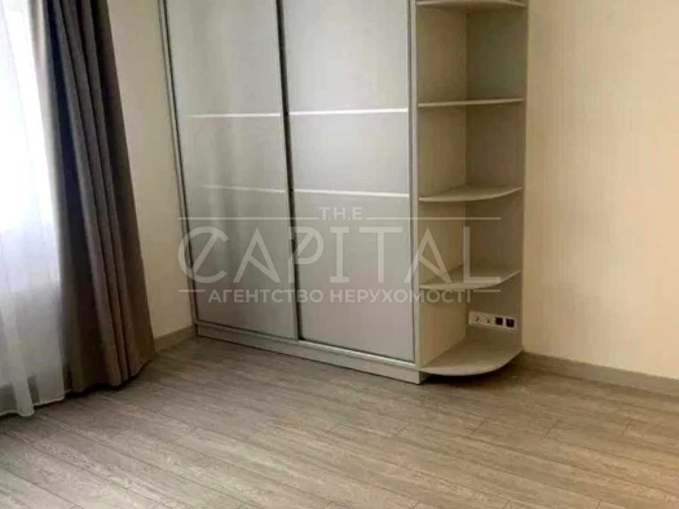 Будинок. Київ, Калинова вул.