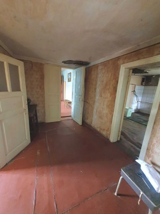 House 120m2 on Zhytomyrskyi Street 44,000 USD 0% commission