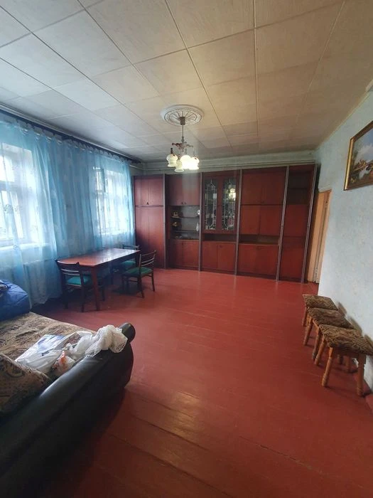 House 120m2 on Zhytomyrskyi Street 44,000 USD 0% commission