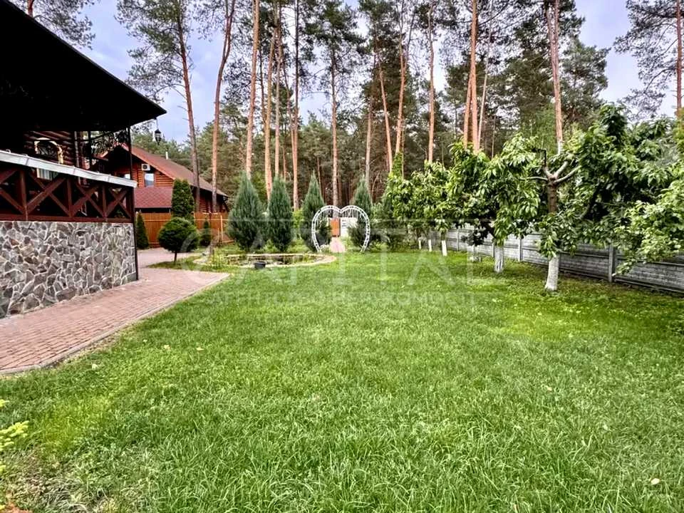 Будинок. Київ, Радистів вул.