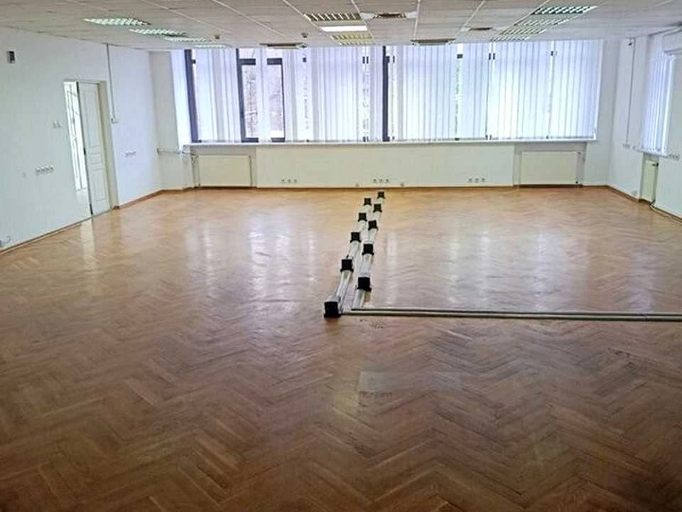 Будинок. Київ, Богдана Хмельницького вул.