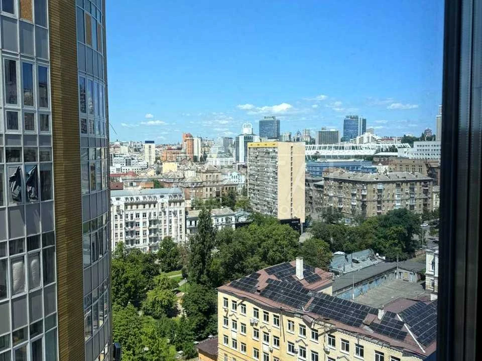 Будинок. Київ, Антоновича вул. (Горького)