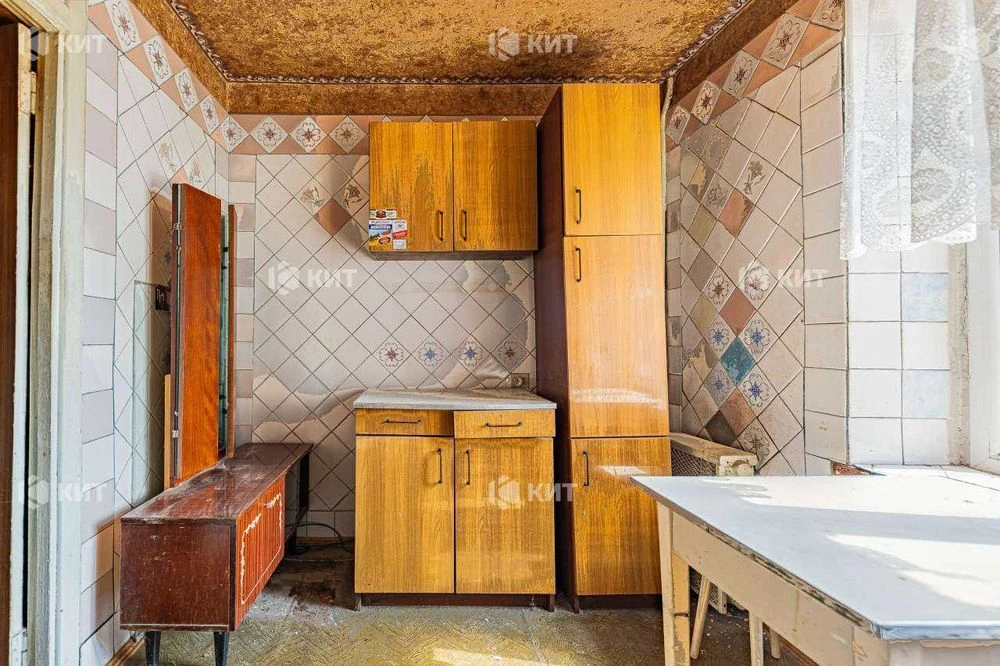 3 rooms, 63 sq. m. Center (metro stations: University, Kultury 10A, Sumy Market),