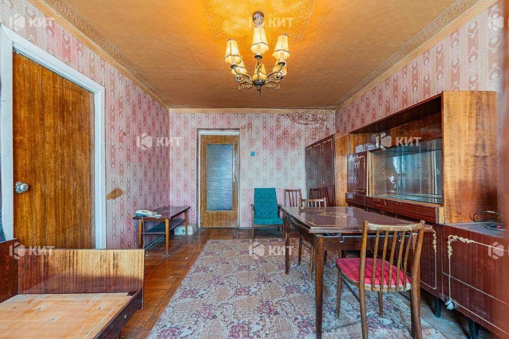 3 rooms, 63 sq. m. Center (metro stations: University, Kultury 10A, Sumy Market),