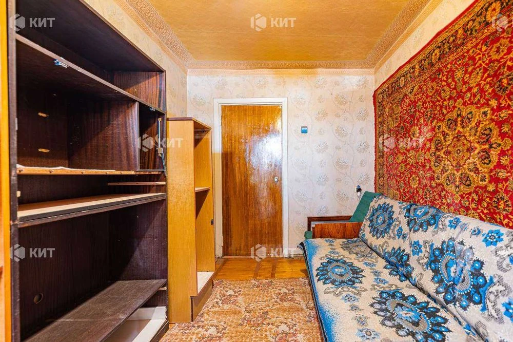 3 rooms, 63 sq. m. Center (metro stations: University, Kultury 10A, Sumy Market),
