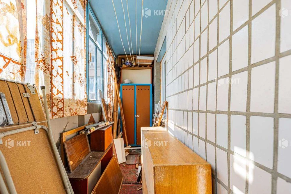 3 rooms, 63 sq. m. Center (metro stations: University, Kultury 10A, Sumy Market),