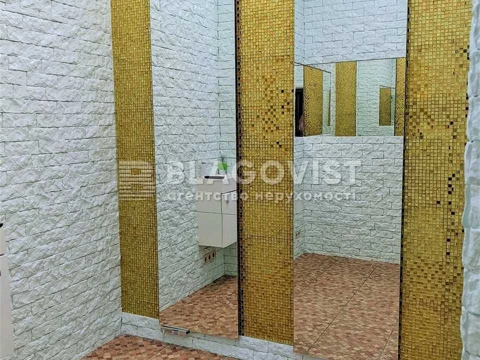Будинок. Київ, Миколи Бажана просп.