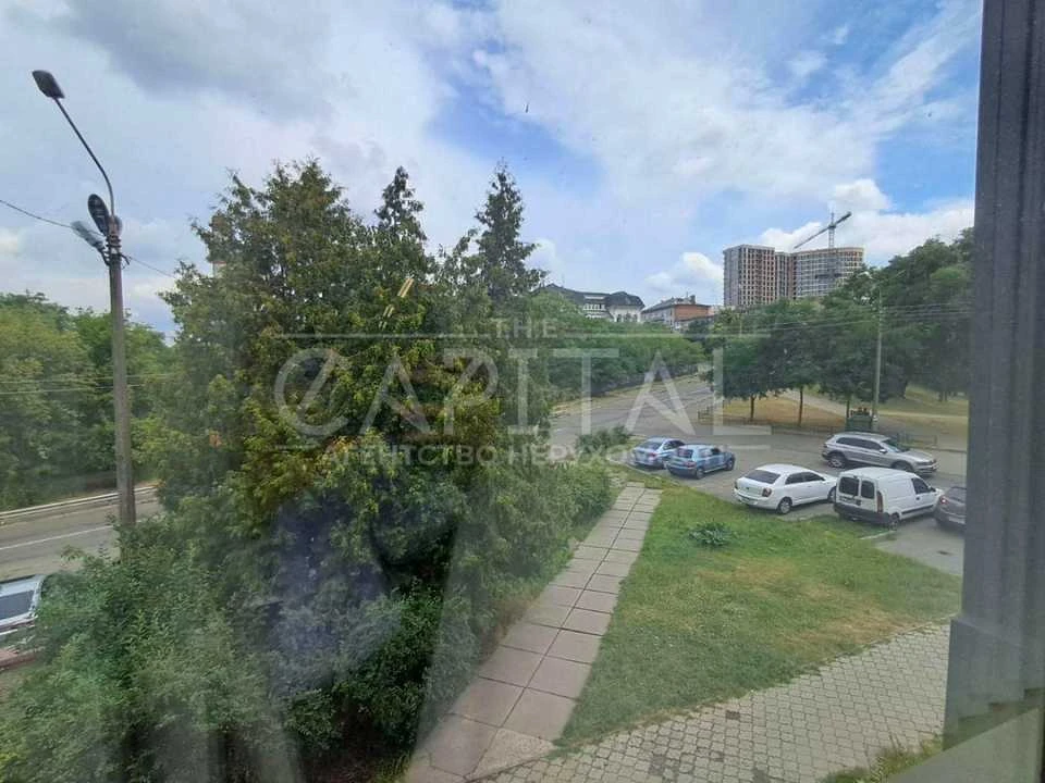 Будинок. Київ, Лук'янівська пл.