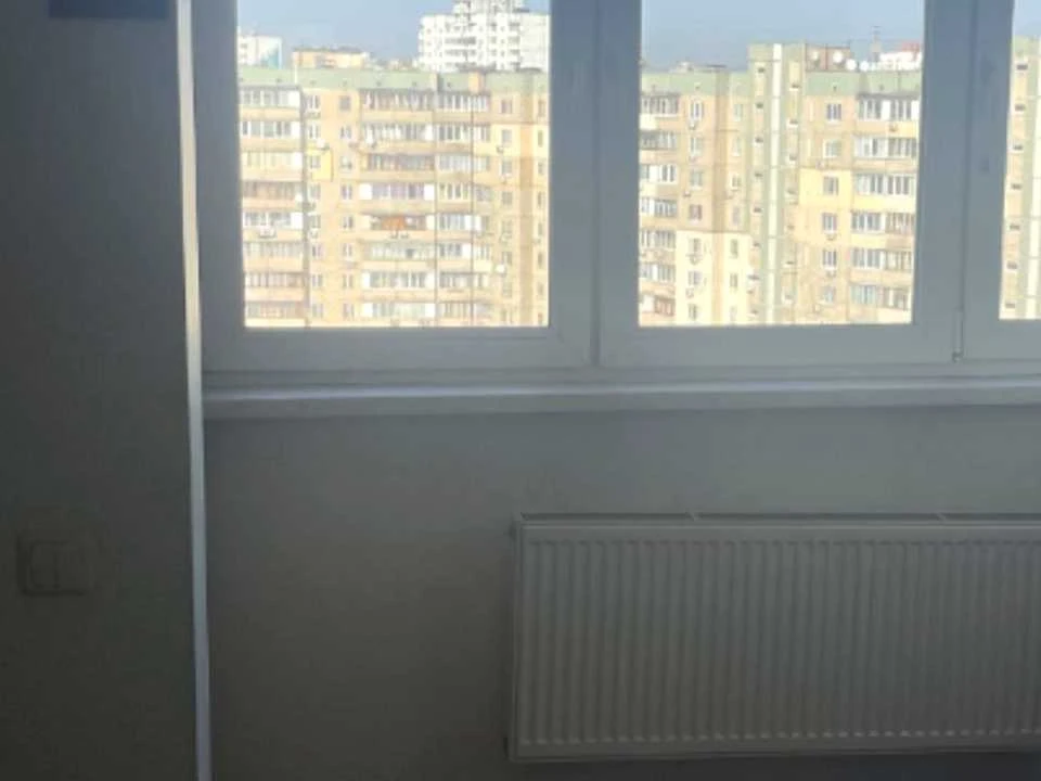 Будинок. Київ, Петра Григоренка просп.