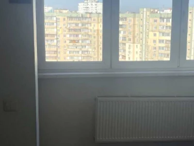Будинок. Київ, Петра Григоренка просп.