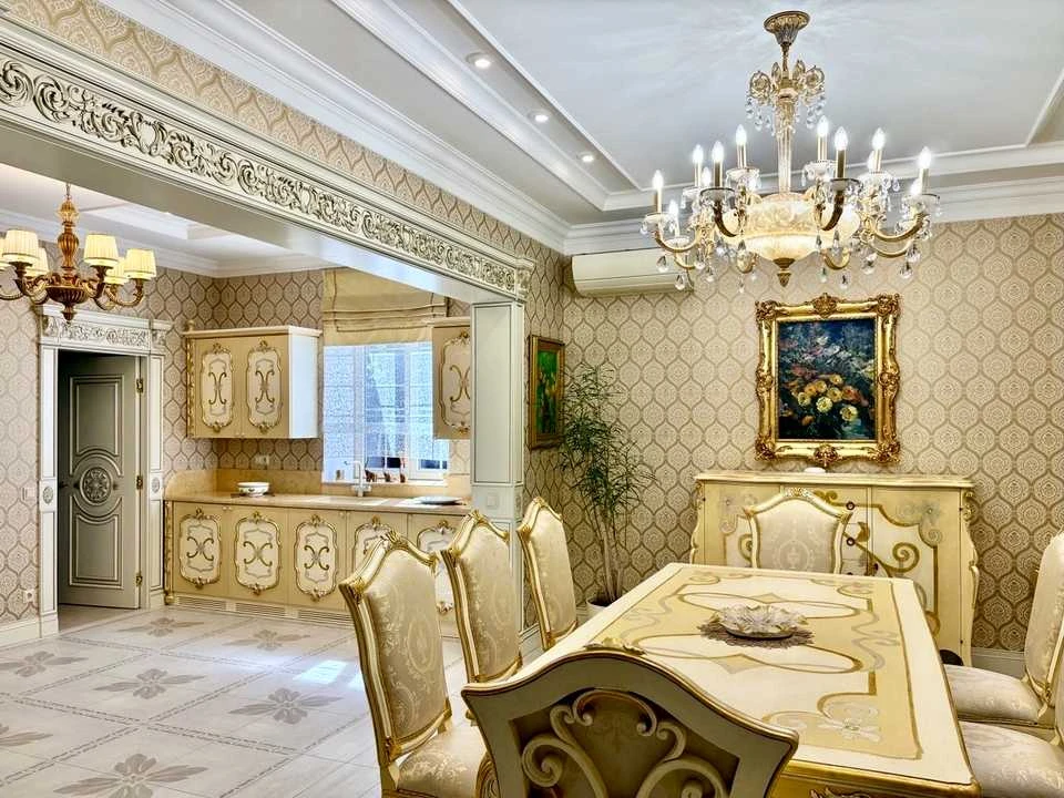 Будинок. Київ, Лютнева вул.