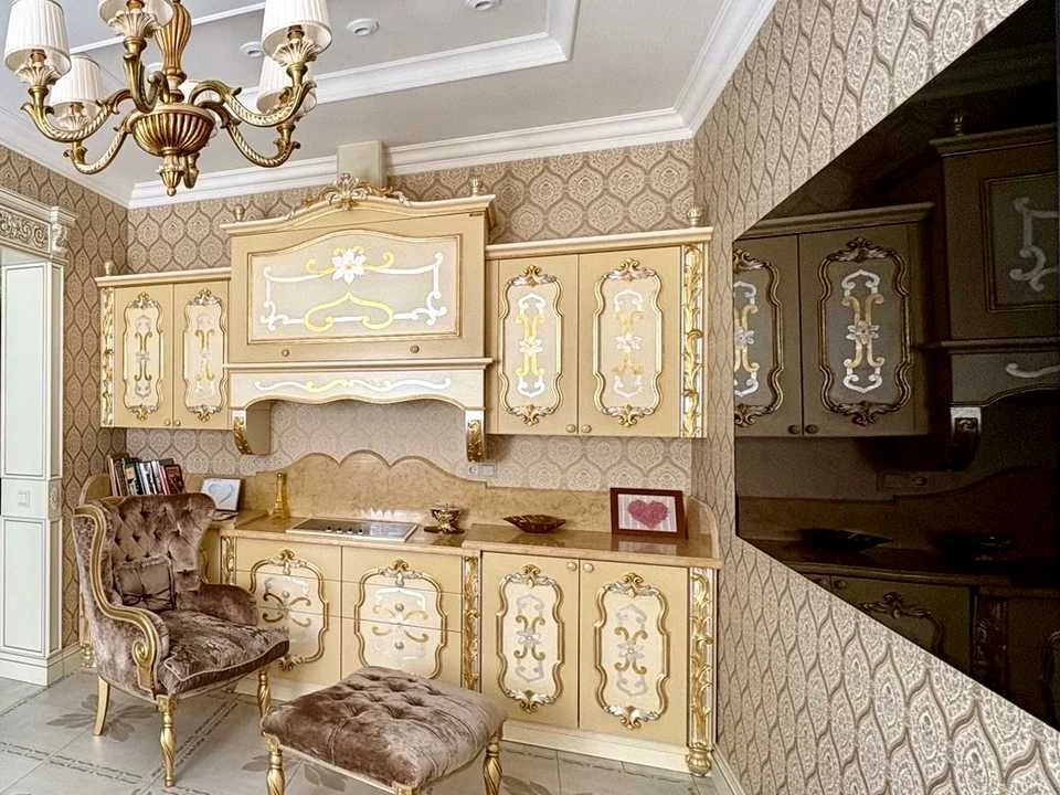 Будинок. Київ, Лютнева вул.