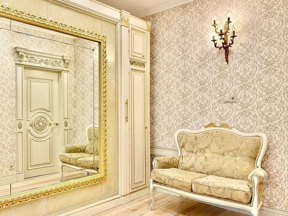 Будинок. Київ, Лютнева вул.