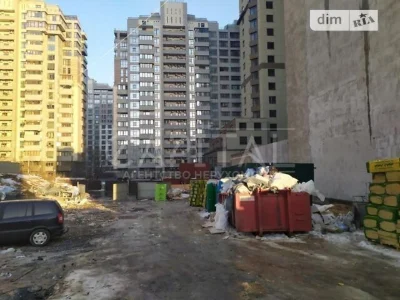 Продаж 3к квартири 132 кв. м на вул. Андрія Верхогляда 14А •