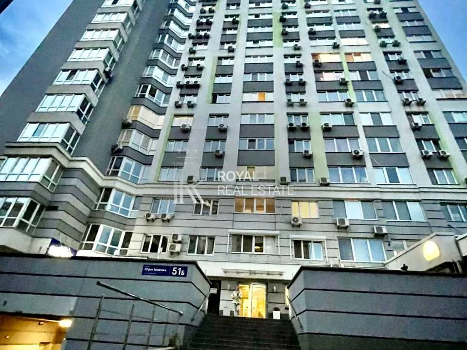 Будинок. Київ, Юрія Іллєнка вул. (Мельникова)