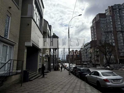 Будинок. Київ, Антоновича вул. (Горького)
