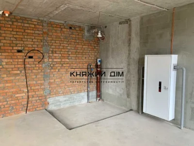 Будинок. Київ, Дегтярівська вул.