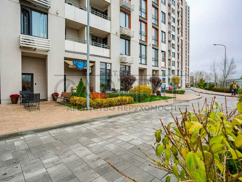 Будинок. Київ, Дніпровська набережна вул.