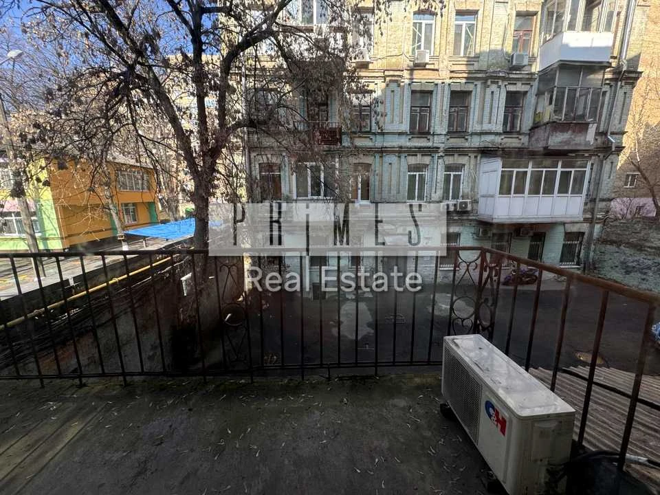Будинок. Київ, Шота Руставелі вул.