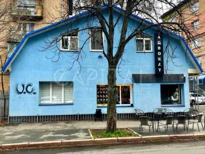 Будинок. Київ, Єреванська вул.