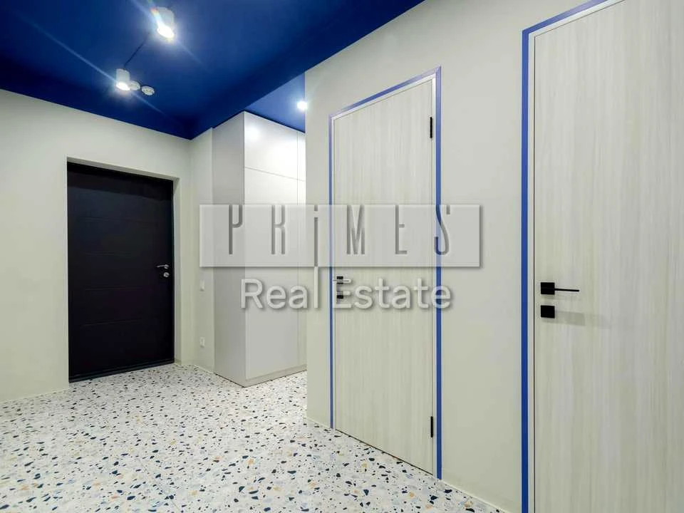 Будинок. Київ, Михайла Бойчука вул. (Кіквідзе)