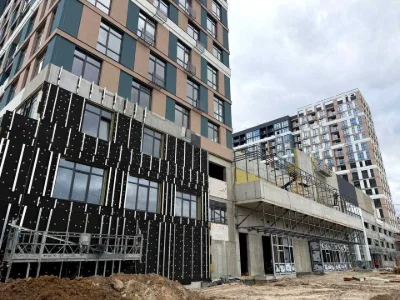 Будинок. Київ, Академіка Заболотного вул., (Будинок 7)