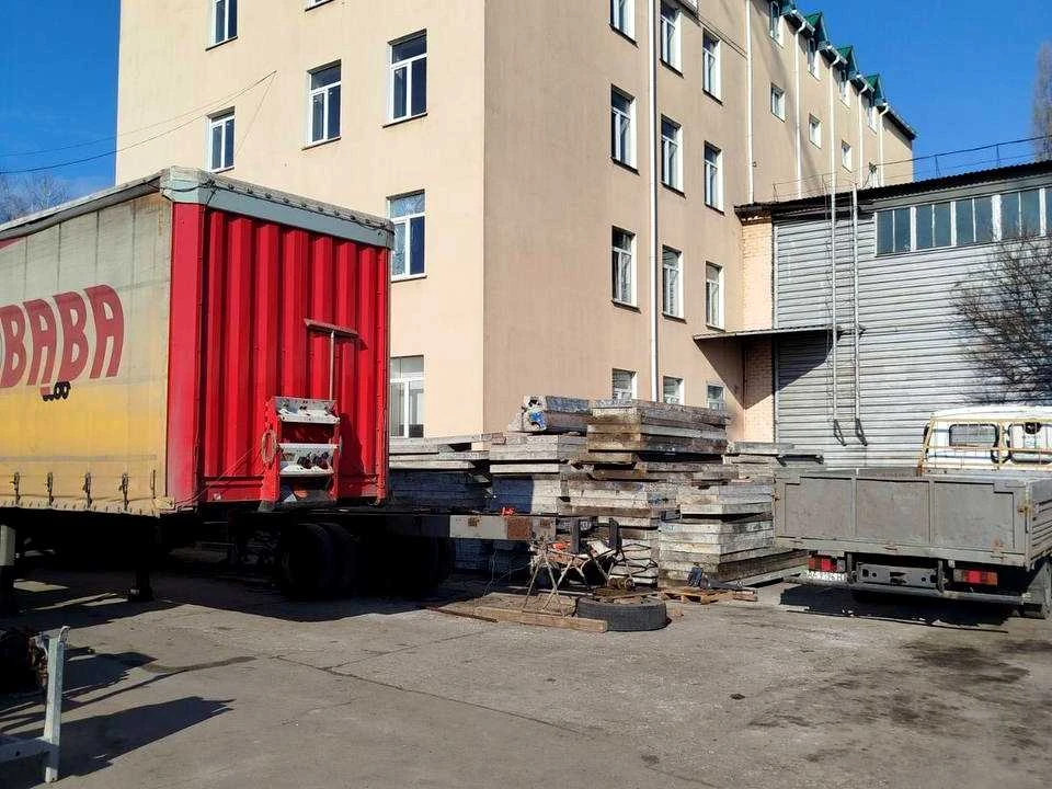 Будинок. Київ, Колекторна вул.