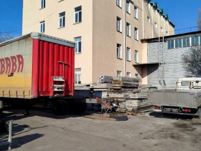 Будинок. Київ, Колекторна вул.
